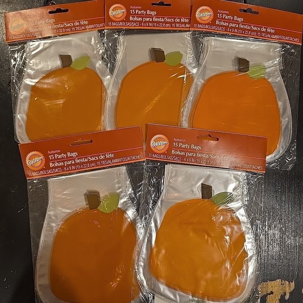 Vintage Wilton Autumn Pumpkin Shaped Party Treat Bags 15 ct - 5 Pkgs NEW NOS